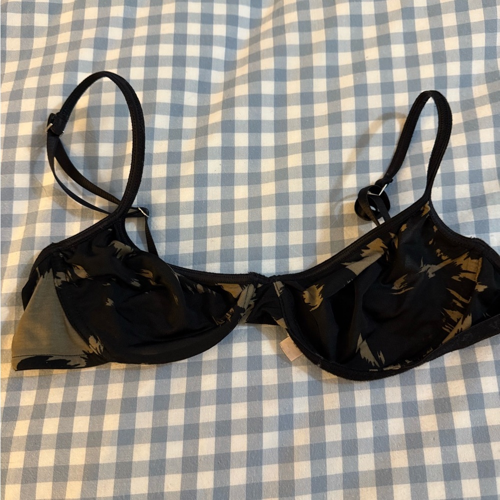 Victoria’s Secret Underwire Sheer Bra